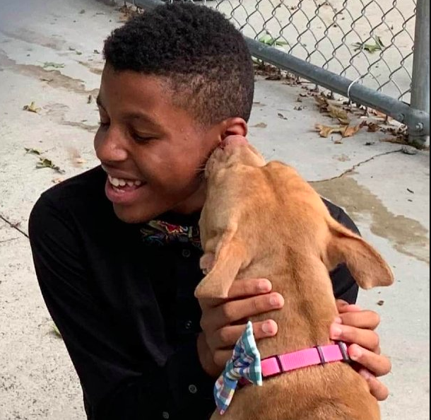 This Teen Helps Shelter Dogs Get Adopted By Making Spiffy Bow Ties For Them