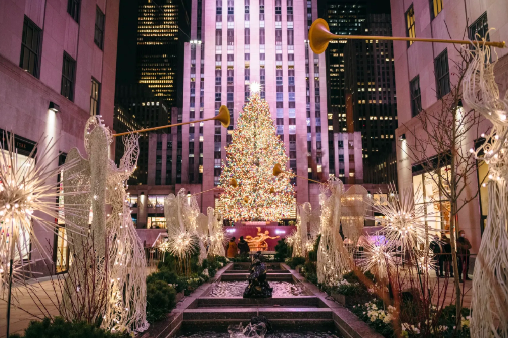 The Rockefeller Christmas Tree Will Arrive This Weekend