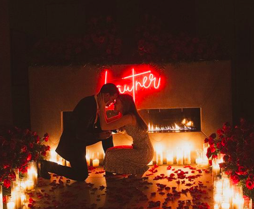 Taylor Lautner Is Engaged To Girlfriend Tay Dome
