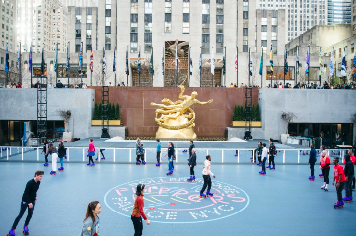 Rockefeller Center Has Been Turned Into A Retro Roller Rink