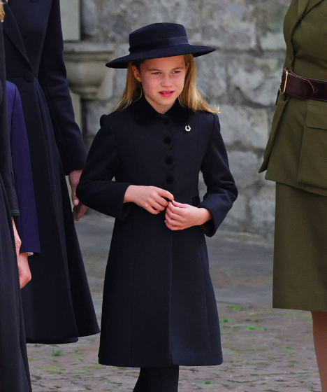 Princess Charlotte’s Jewelry Was A Sweet Tribute To The Queen