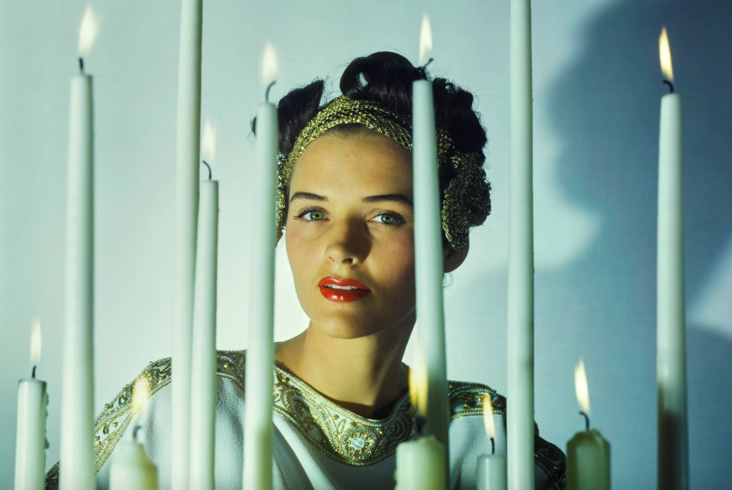 The 10 Best Candles To Burn Now