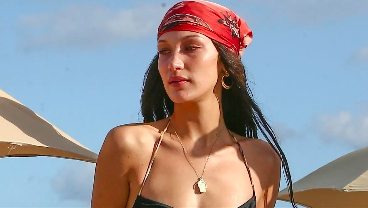 9 Beach Hairstyles To Try Out This Summer