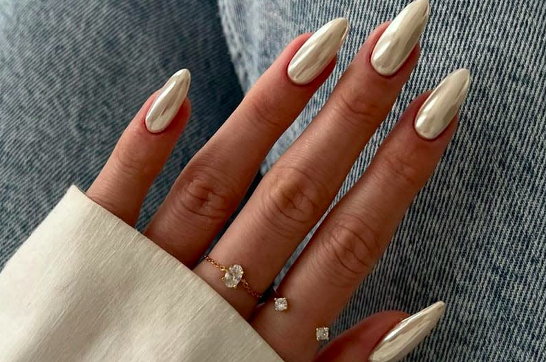 8 Simple Manicures To Try Out This Summer