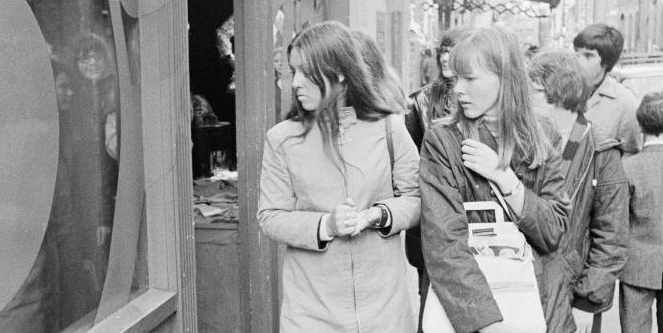 6 Tips For Second-Hand Shopping
