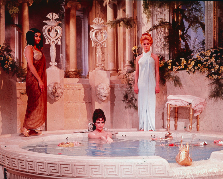 6 Incredible Benefits Of Taking A Bath