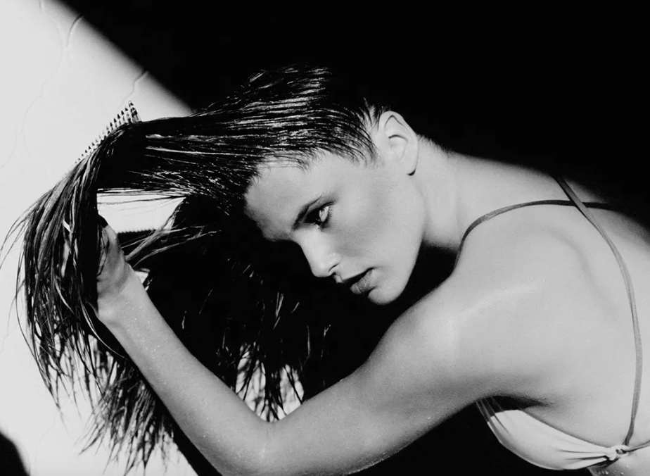 8 Tips For Healthy Hair That Are 100% Free