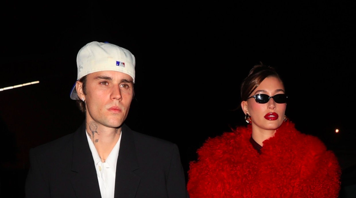 Hailey Bieber Dressed In Festive Glamor For Her Rhode Holiday Party