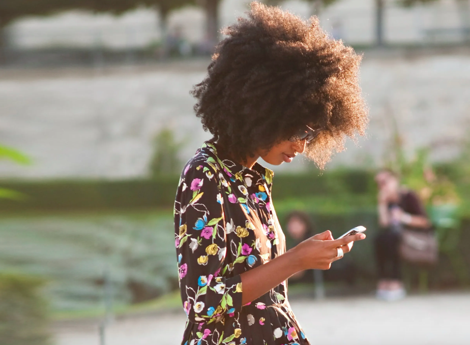How Do You Talk To Your Ex, According To Your Zodiac Sign